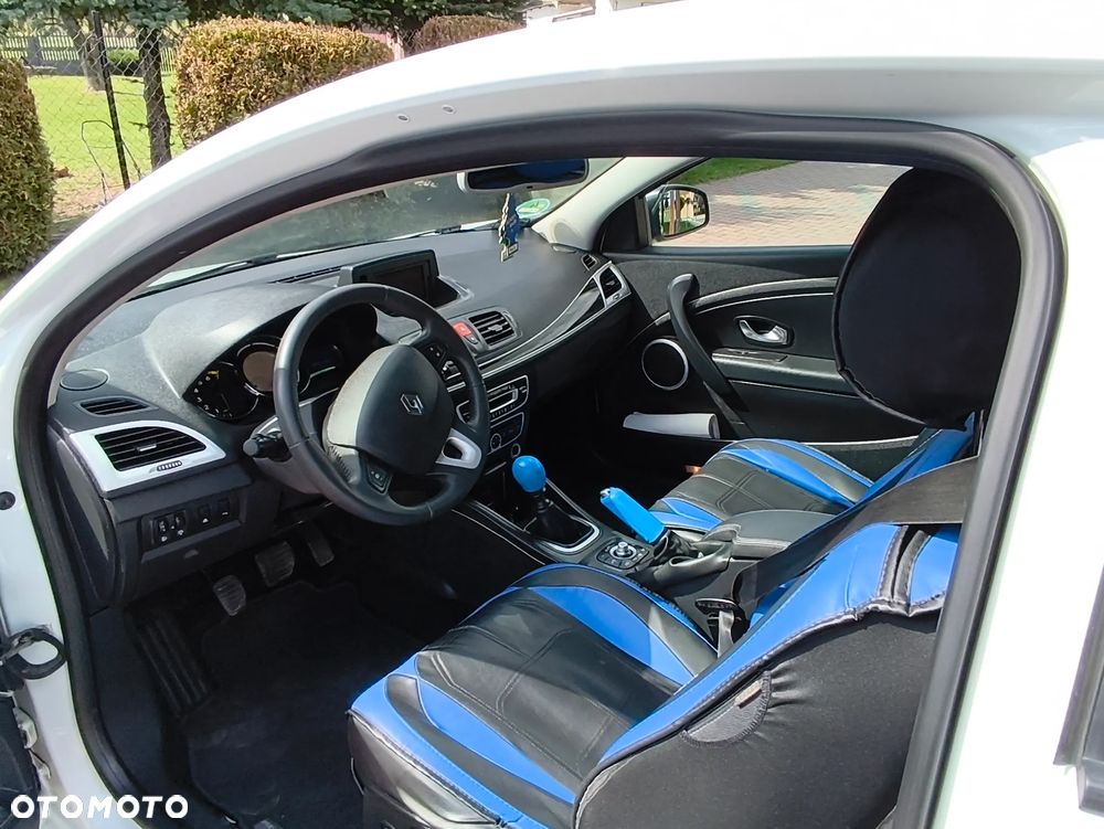Renault Megane - 11