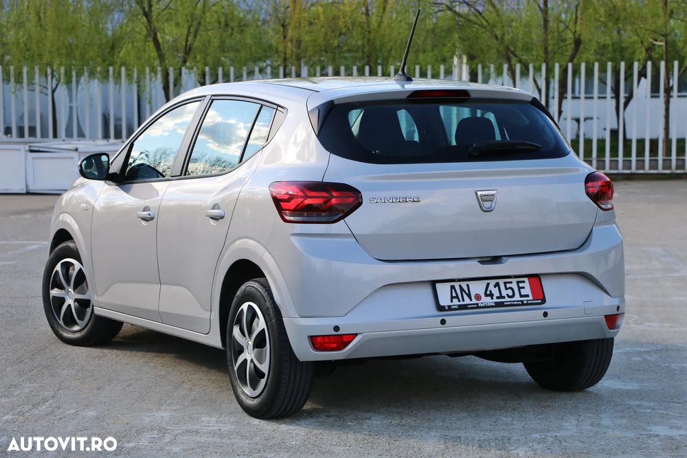 Dacia Sandero - 11