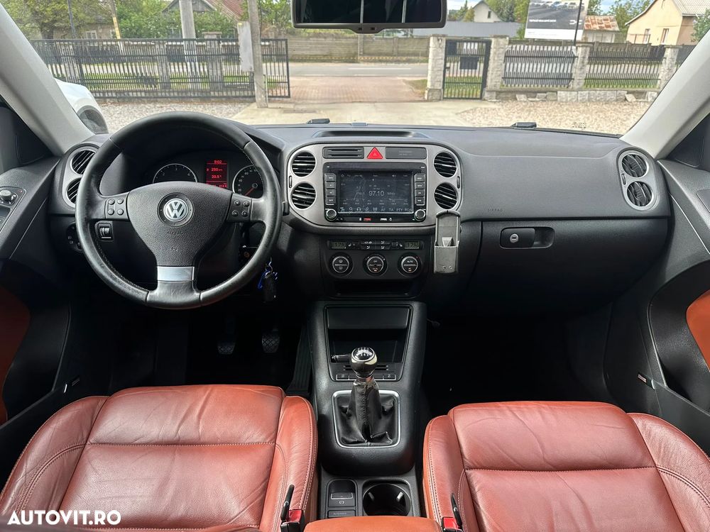 Volkswagen Tiguan 2.0 TDI DPF 4Motion Sport & Style - 13