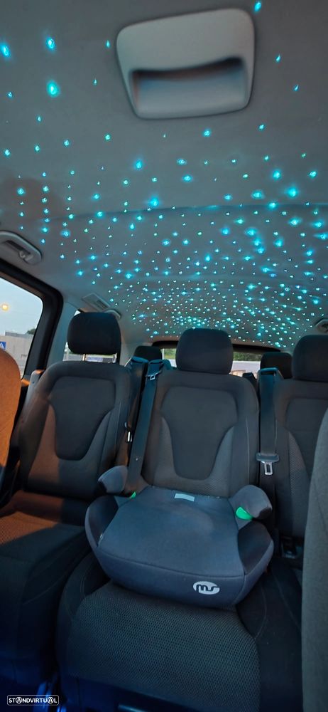 Mercedes-Benz V 220 CDI - 22