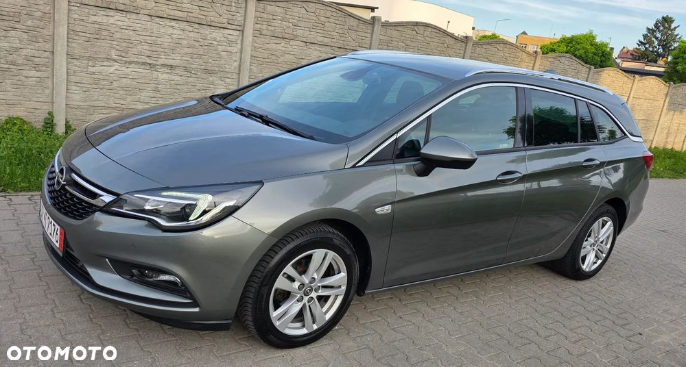 Opel Astra 1.6 CDTI DPF ecoFLEX Start/Stop Exklusiv - 1