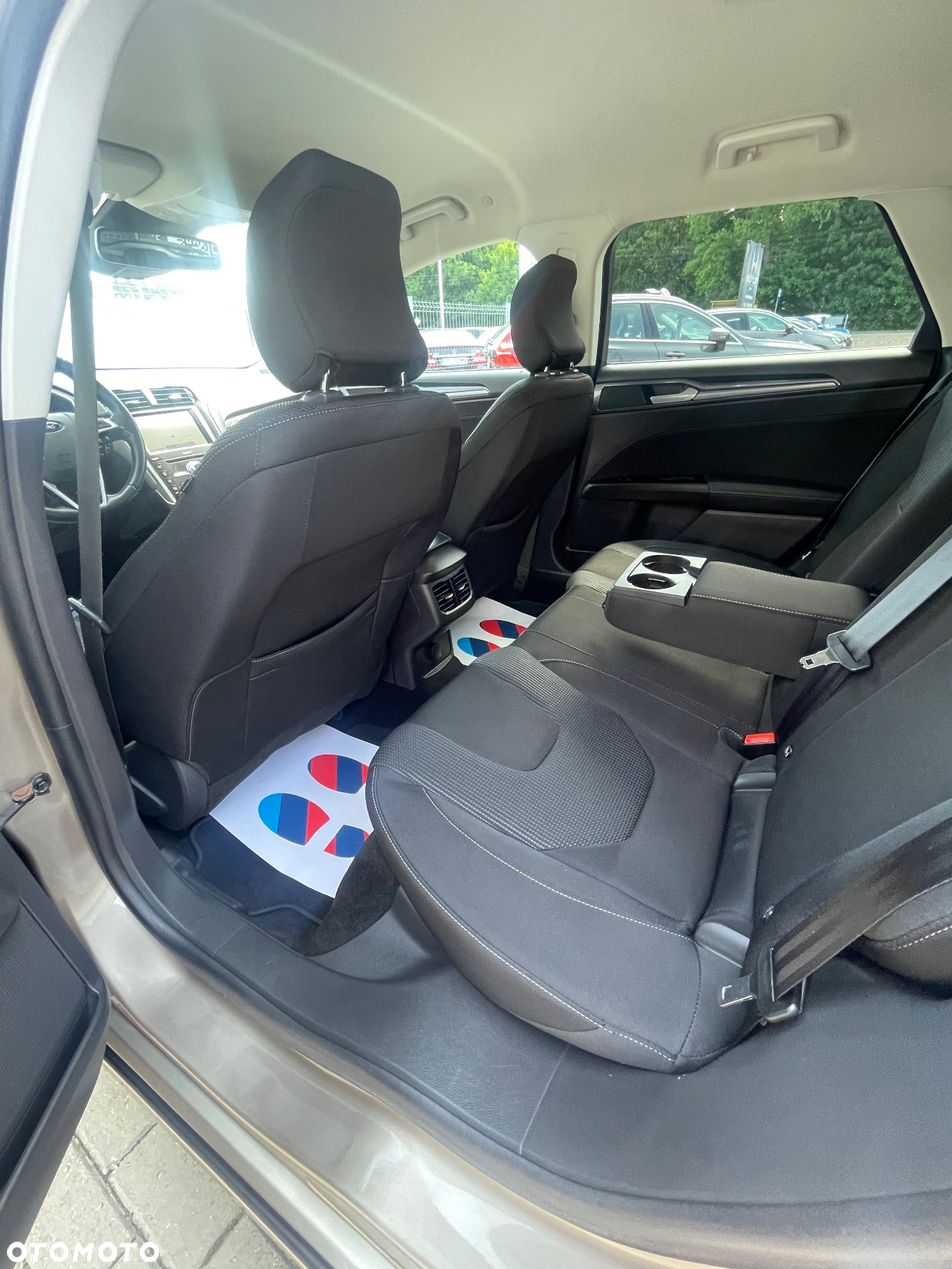 Ford Mondeo 2.0 Hybrid Titanium - 33