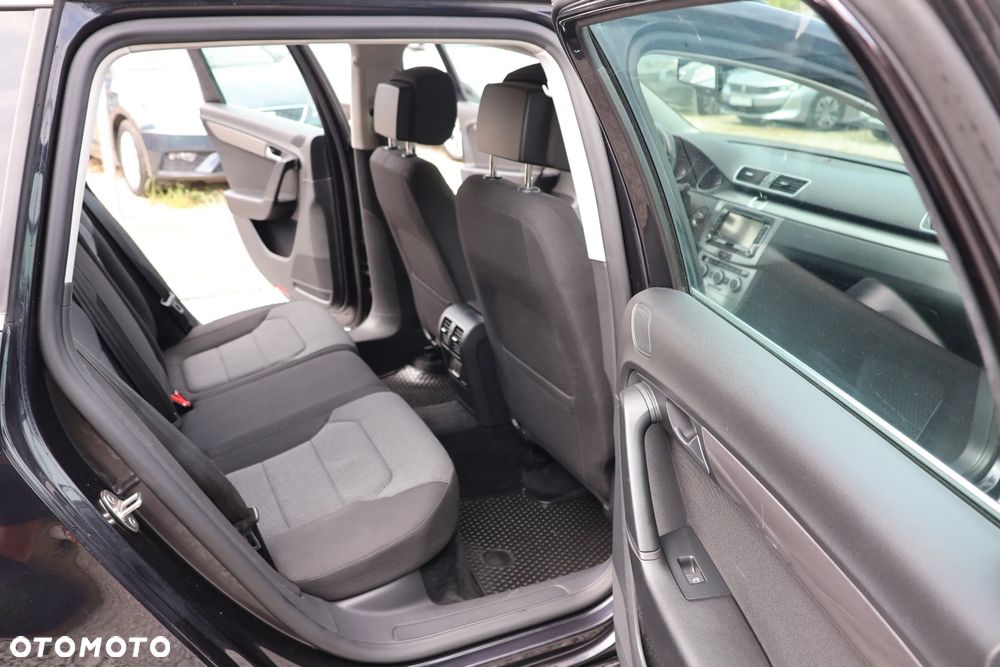 Volkswagen Passat Variant 2.0 TDI Comfortline - 9