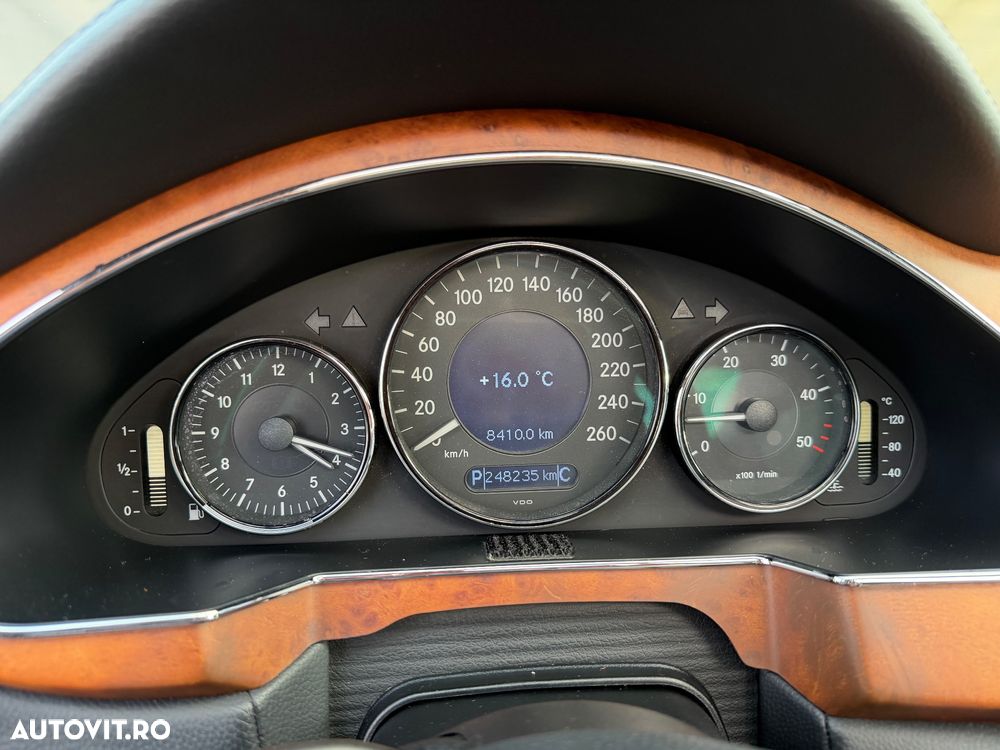 Mercedes-Benz CLS - 11