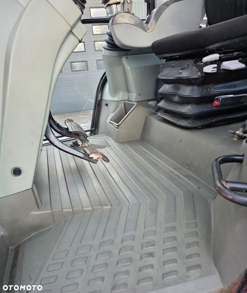 Massey Ferguson 6245 - 11