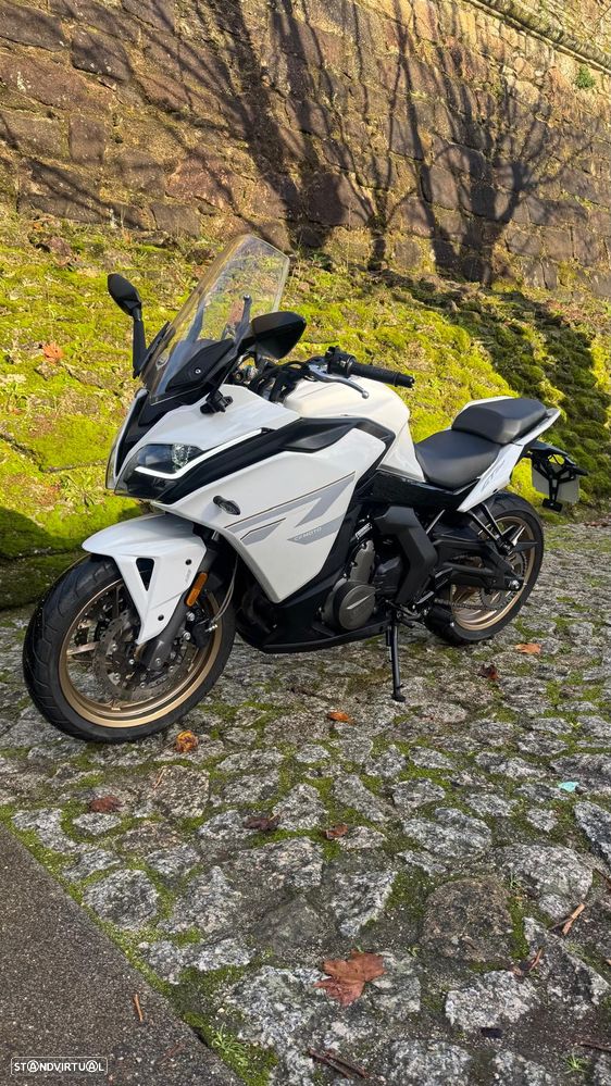 CF Moto 650GT - 2