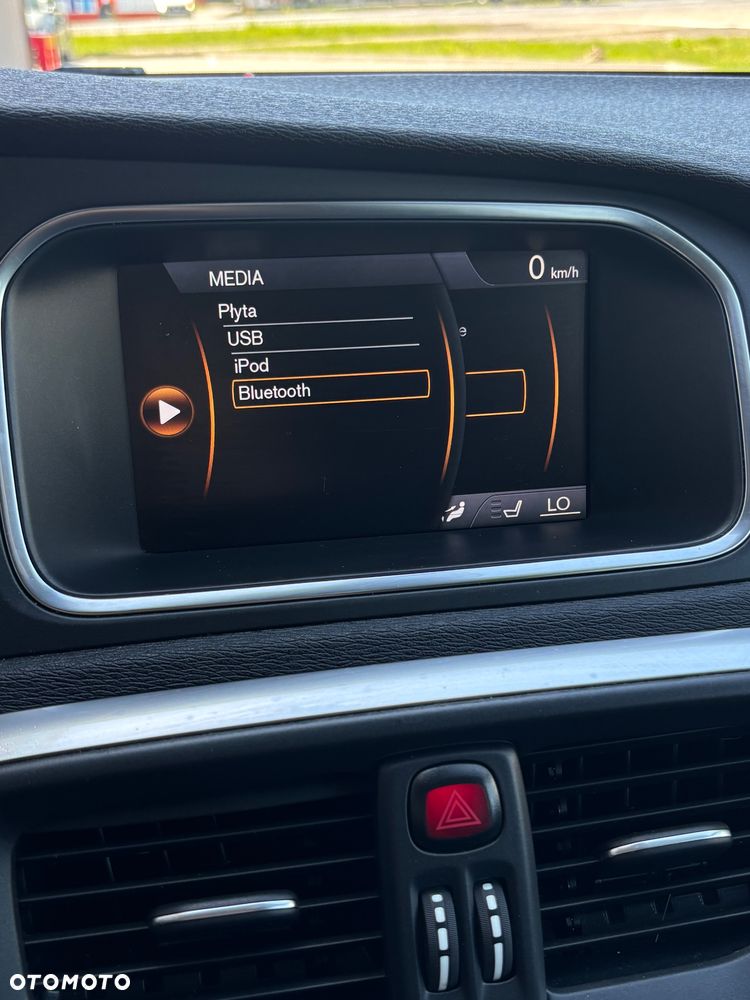 Volvo V40 - 17