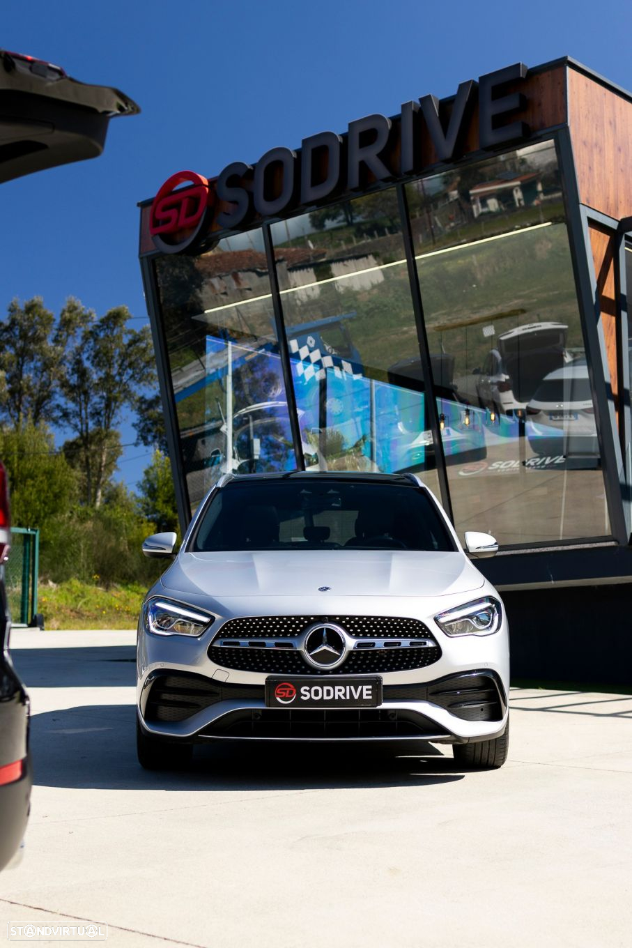 Mercedes-Benz GLA 250 e AMG Line - 13