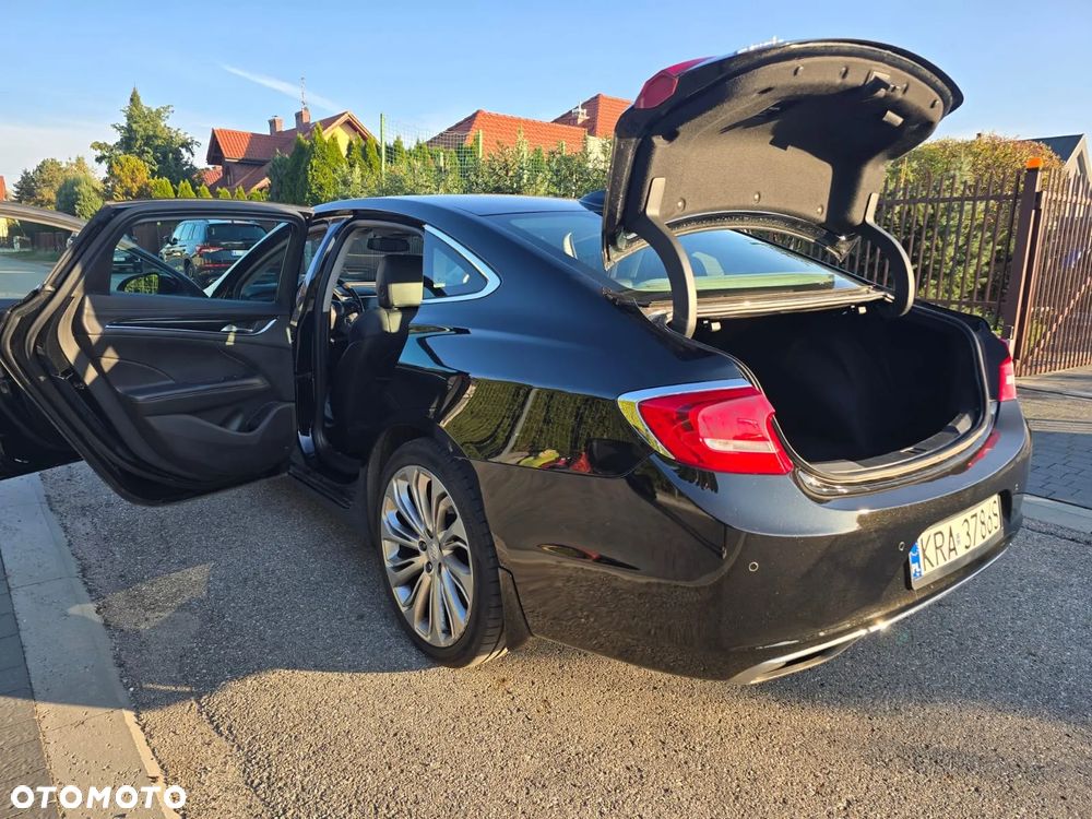 Buick Lacrosse - 16