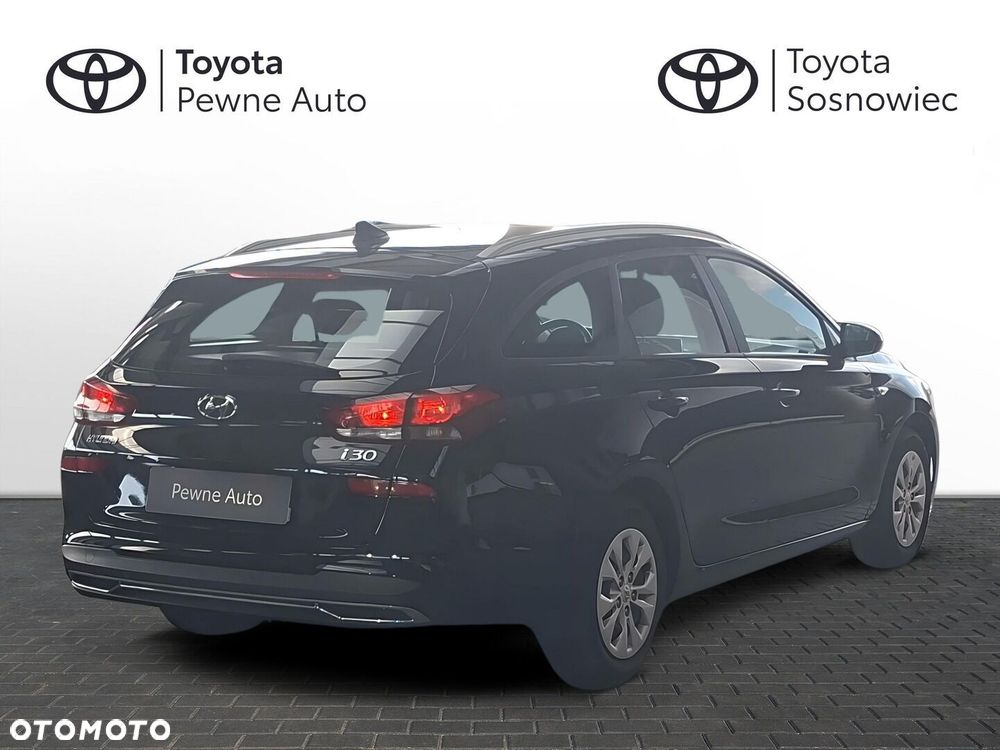 Hyundai i30 1.5 DPI Classic + - 6