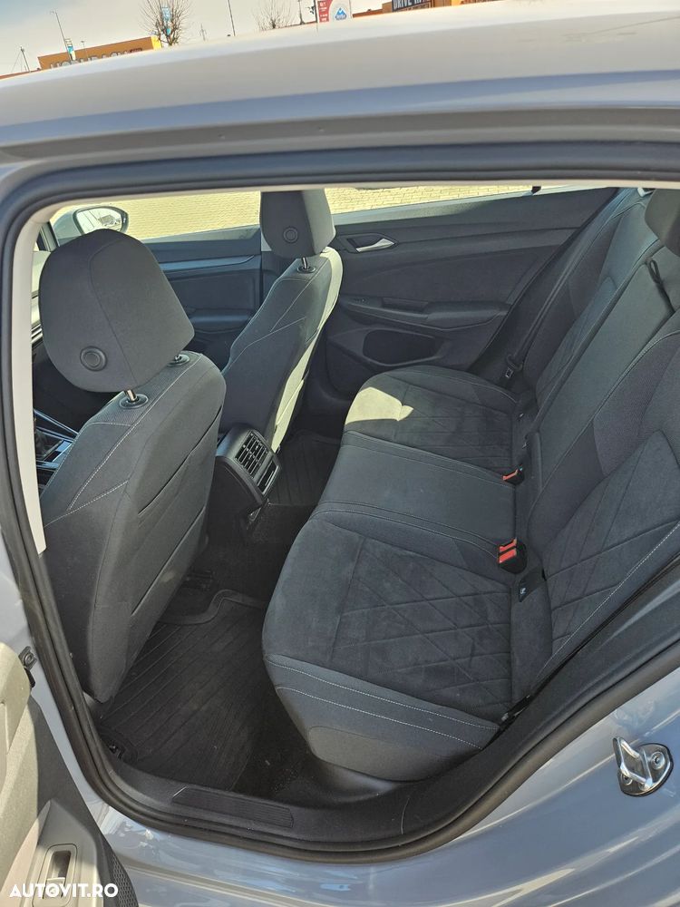 Volkswagen Golf 1.5 TSI ACT Style - 8