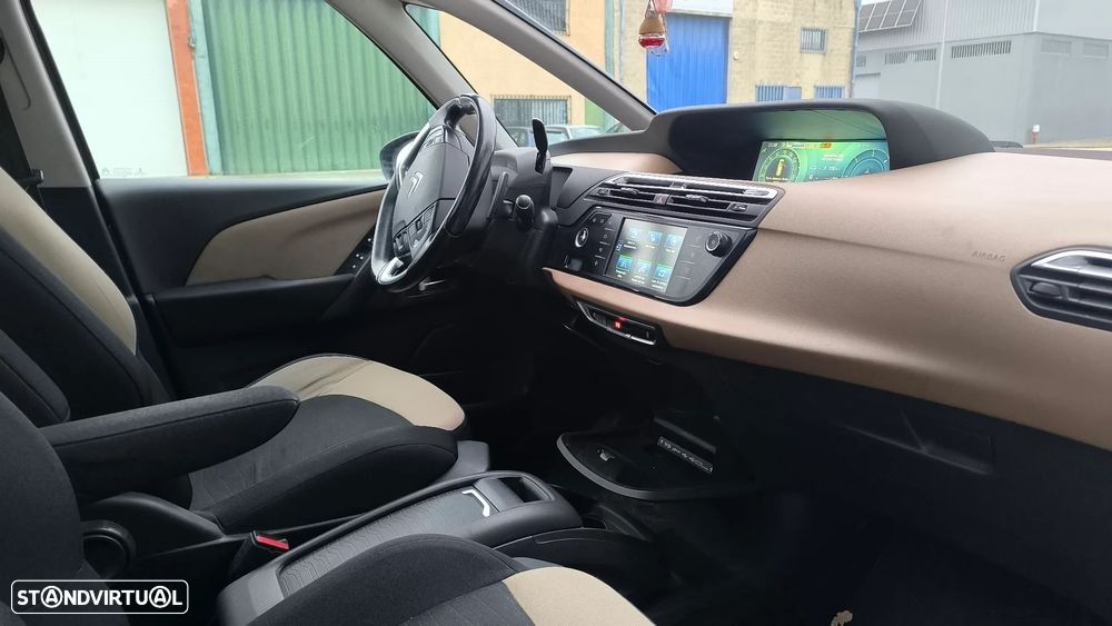 Citroën C4 Grand Picasso 1.6 e-HDi Intensive ETG6 J17 - 4