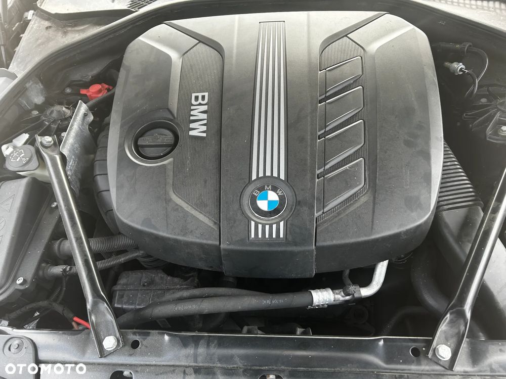 BMW Seria 5 520d - 16