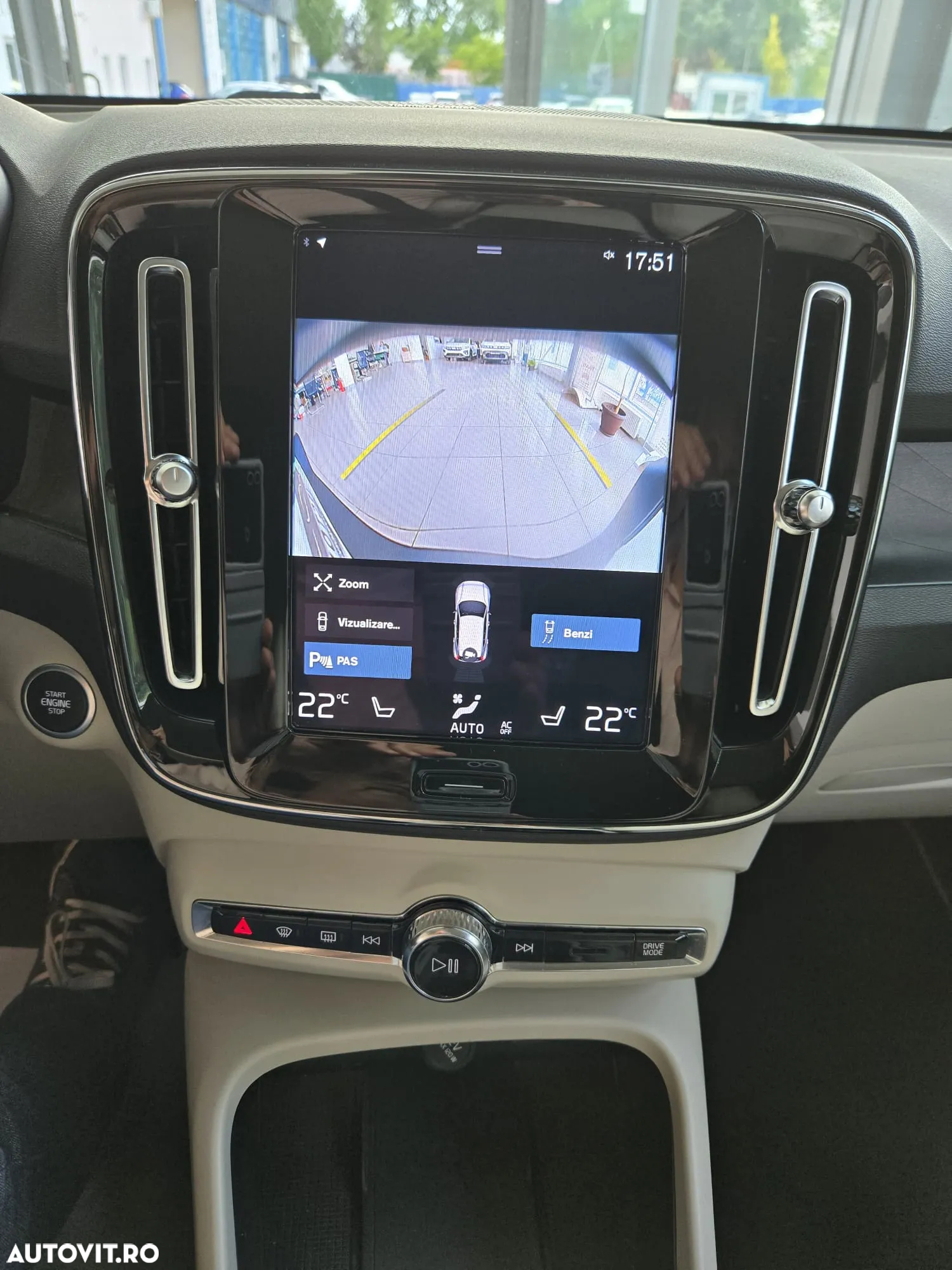 Volvo XC 40 - 20