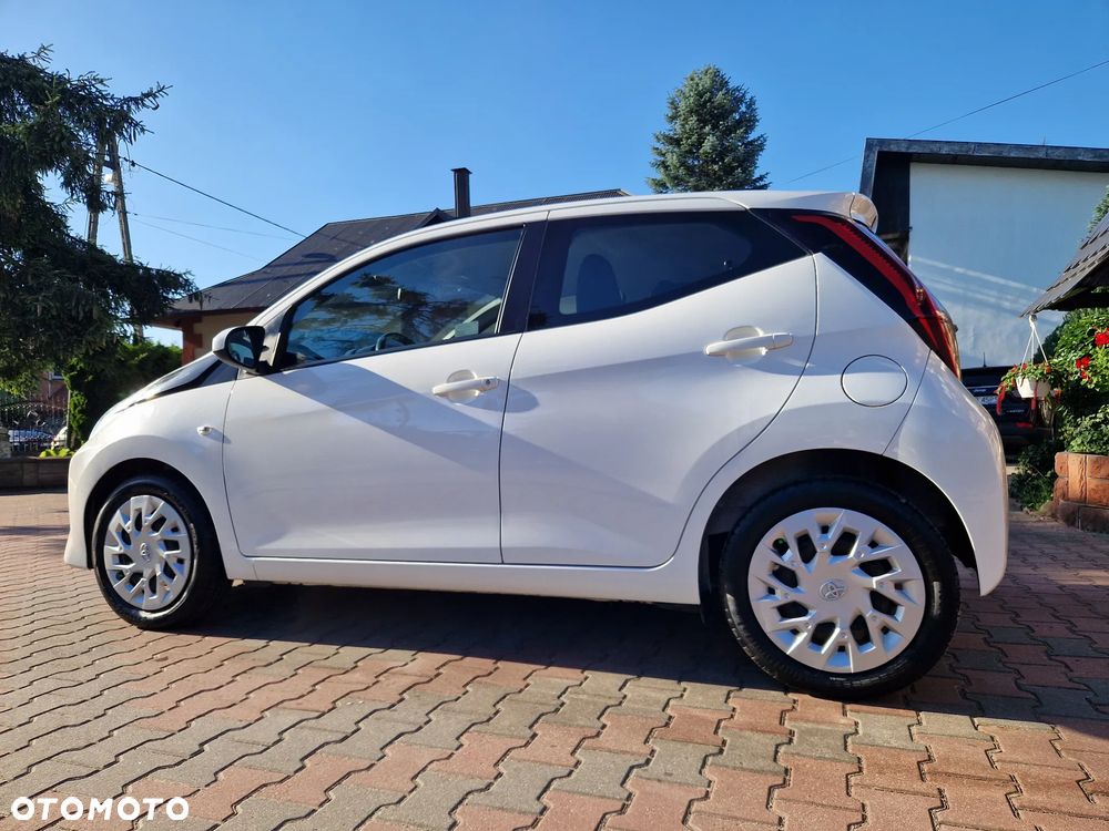 Toyota Aygo 1.0 VVT-i JBL Edition - 4