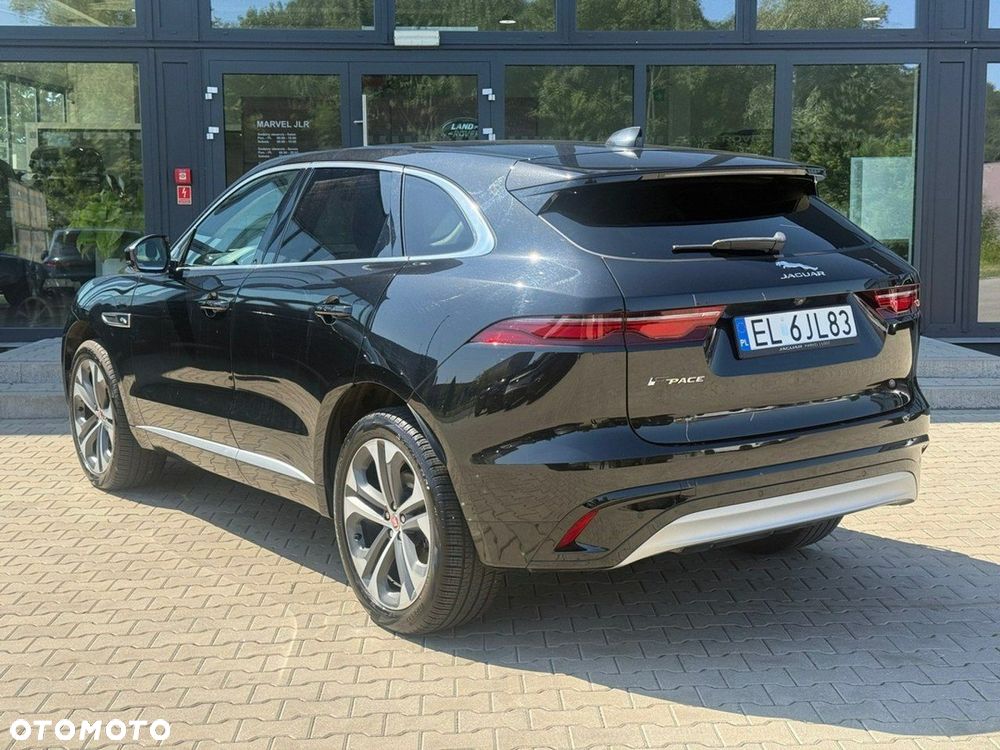 Jaguar F-Pace - 6
