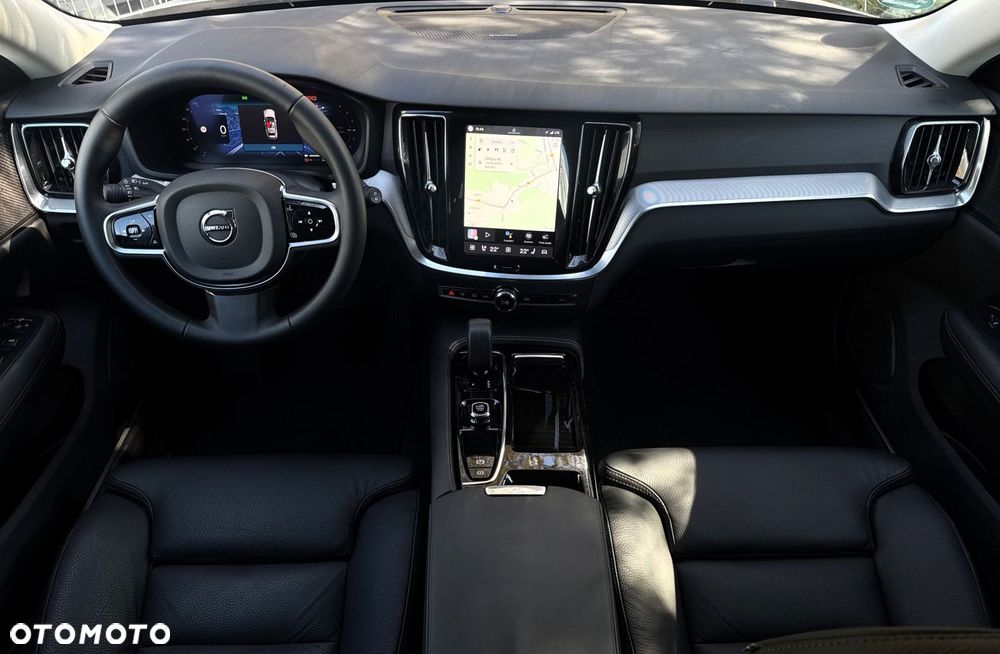 Volvo V60 2025