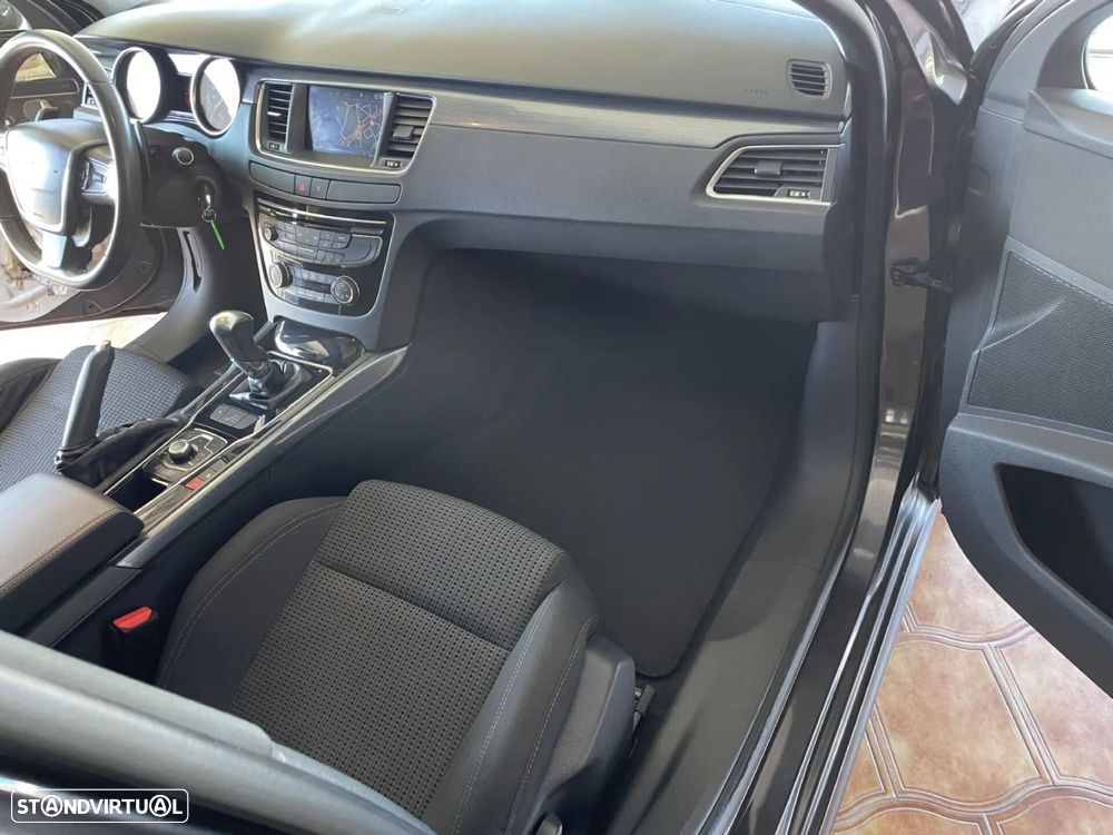 Peugeot 508 SW - 18