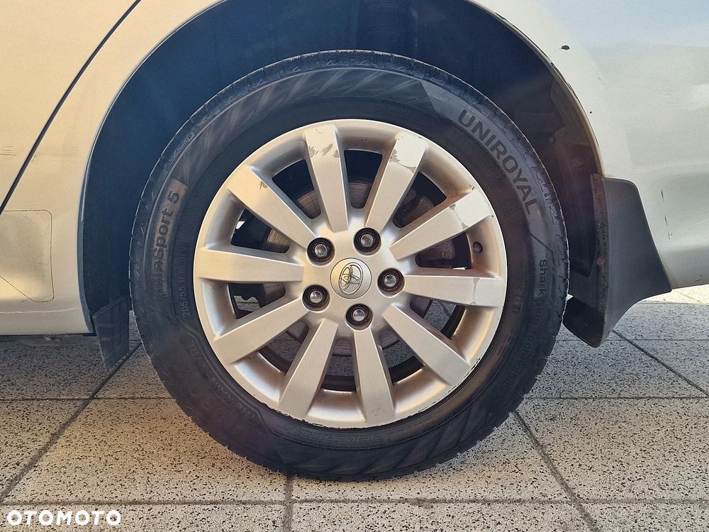 Toyota Corolla - 17