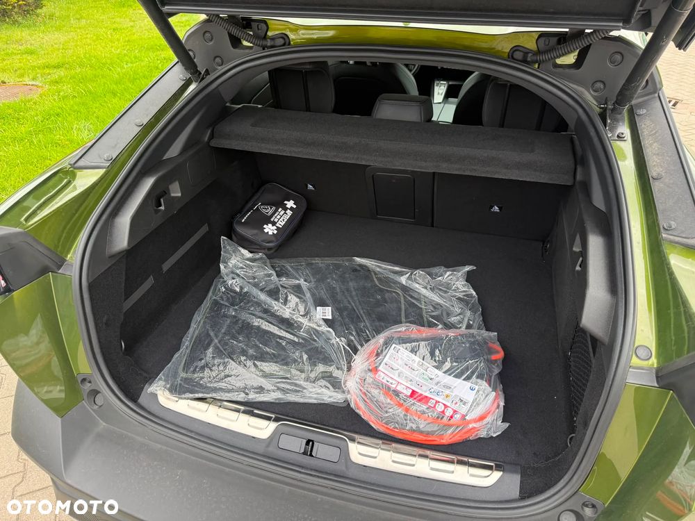 Peugeot 408 1.6 Plug-in Hybrid 240 GT Exclusive e-DCS7 - 12