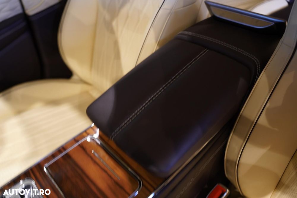 Bentley Flying Spur - 34