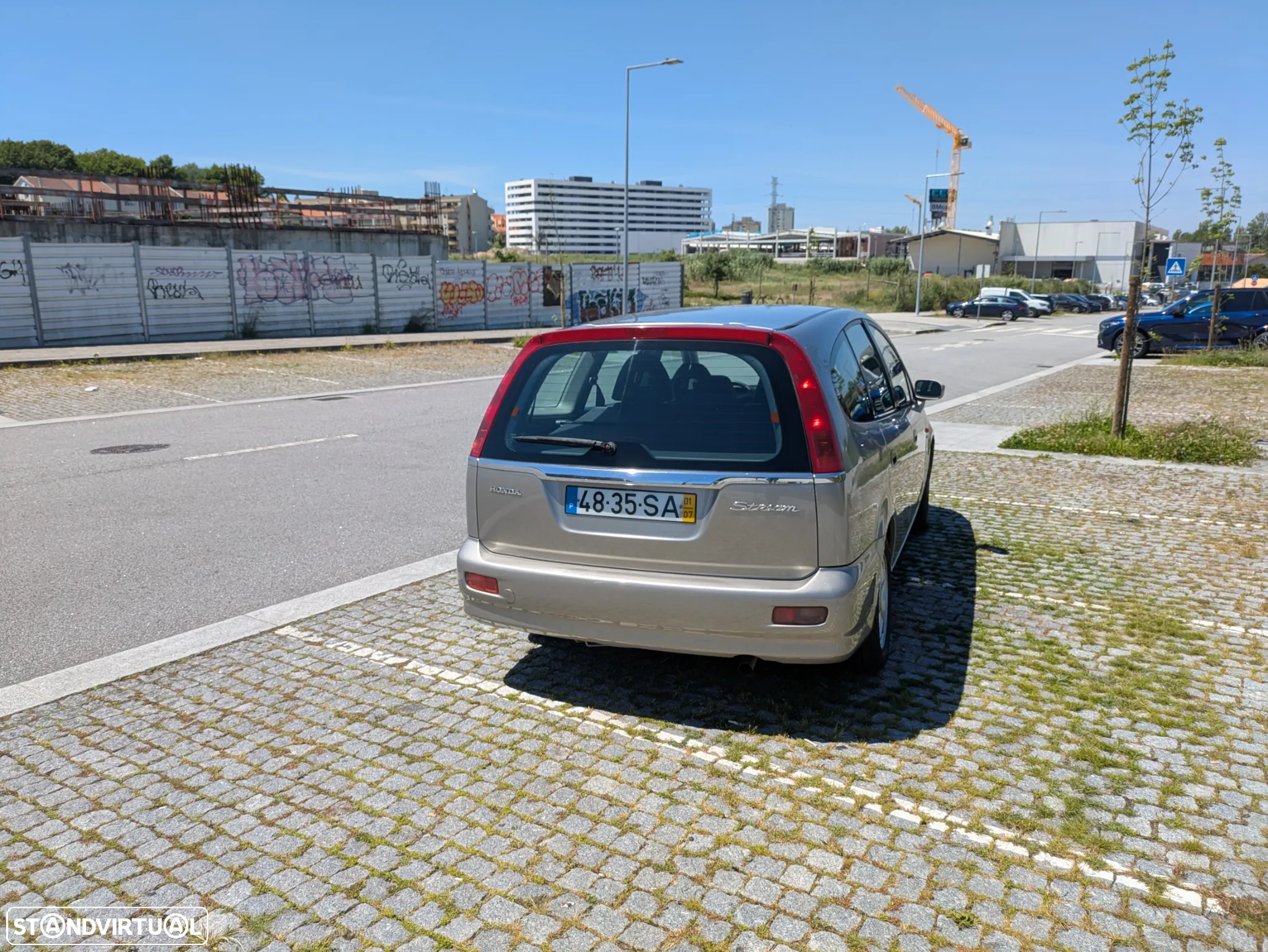 Honda Stream 1.7 ES - 2