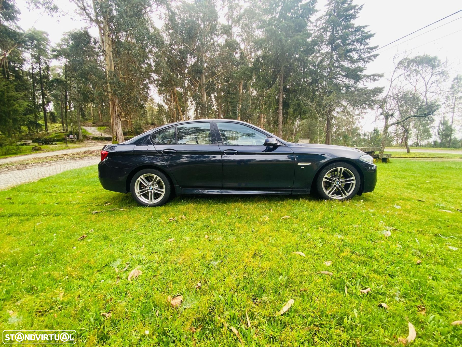 BMW 520 d Pack M - 23