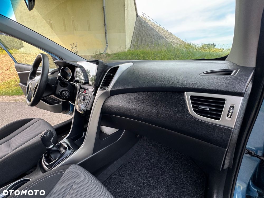 Hyundai i30 - 30