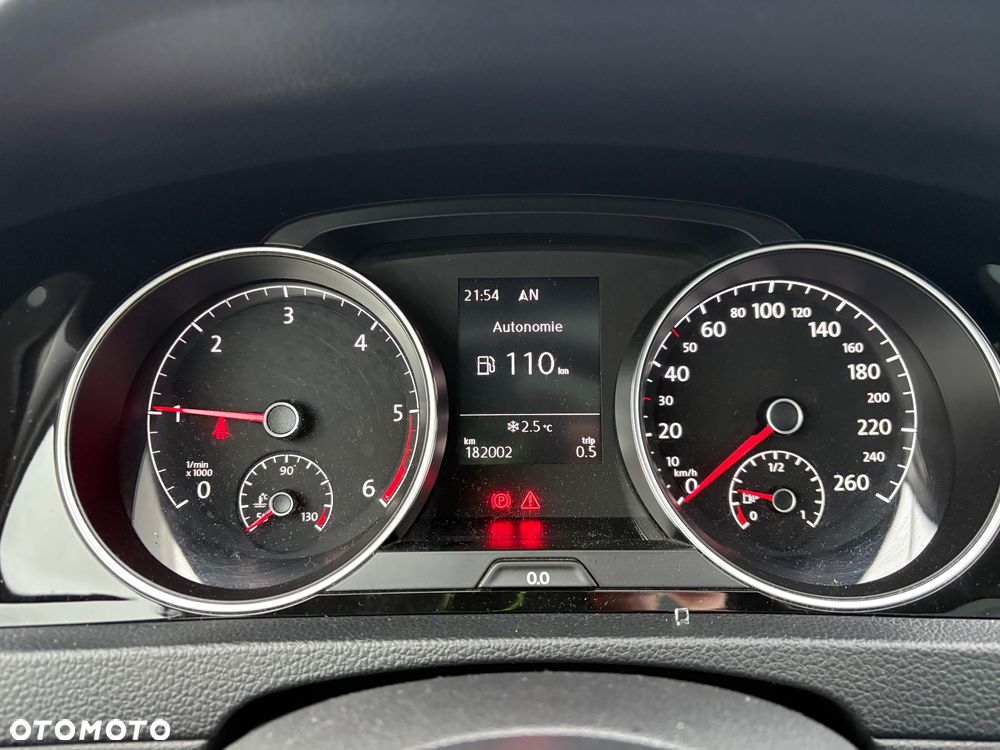 Volkswagen Golf 1.6 TDI BlueMotion Technology Cup - 18