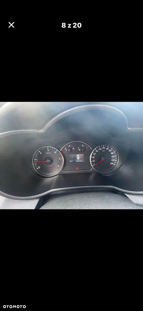 Kia Carens - 5