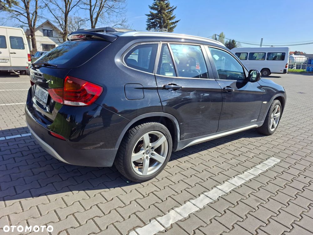 BMW X1 xDrive18d - 3
