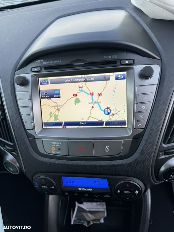 dezmembrez dezmembrări Hyundai iX35 2014 20 diesel 135 kw D4HA 160 mi km cutie automata 4x4 interior piele  gps navigație - 6