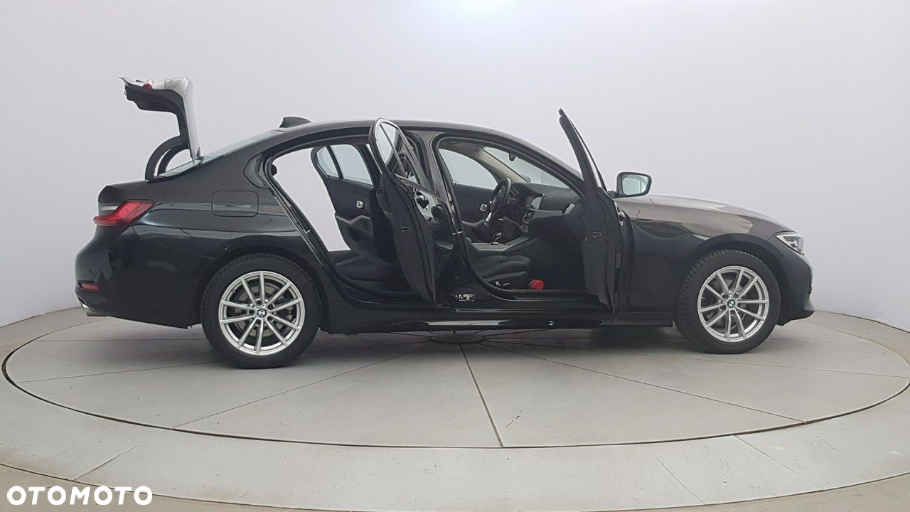 BMW Seria 3 - 12