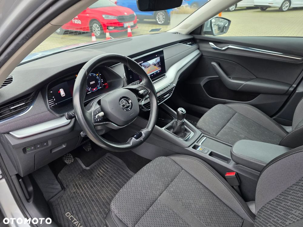 Skoda Octavia 1.5 TSI ACT Style - 11