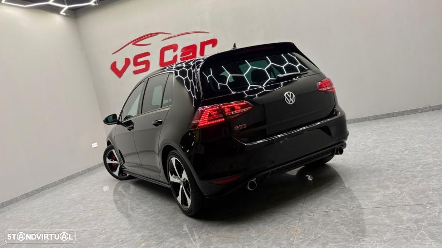 VW Golf 2.0 TSi GTi DSG Performance - 8