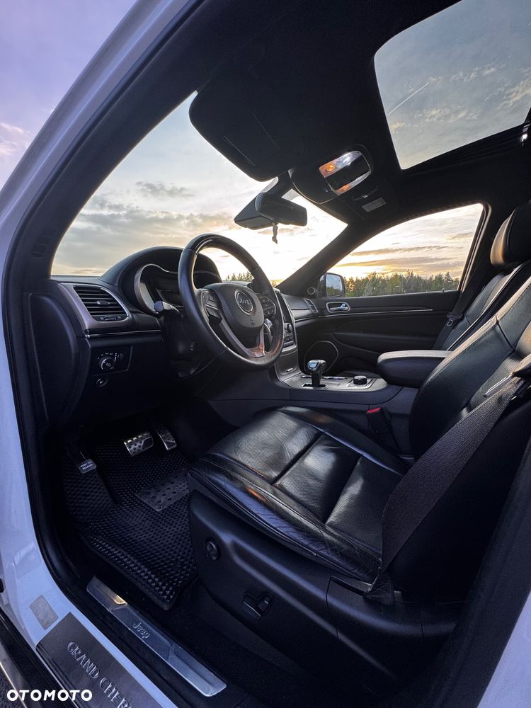 Jeep Grand Cherokee 3.0 CRD Overland Summit Platinum - 13
