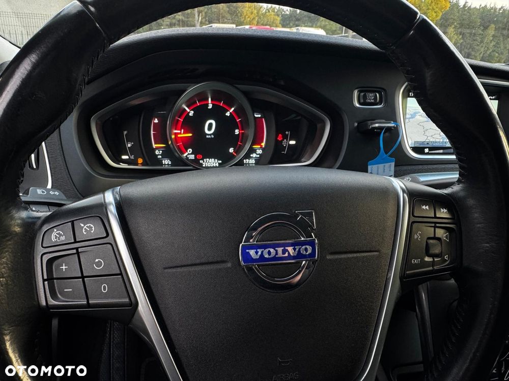 Volvo V40 D4 Inscription - 32