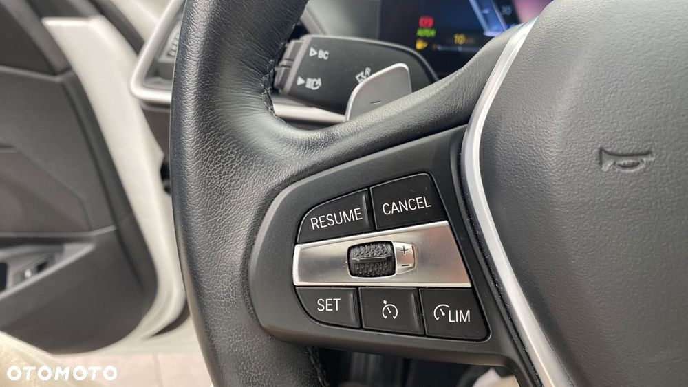 BMW Seria 3 - 21