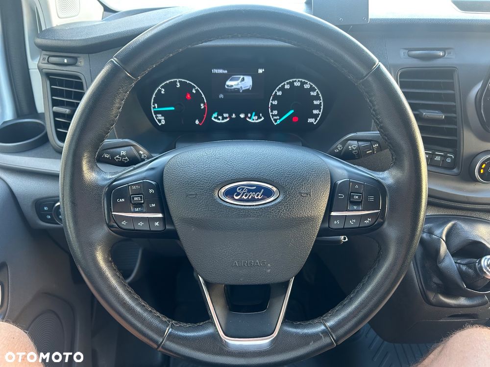 Ford Transit Custom - 12