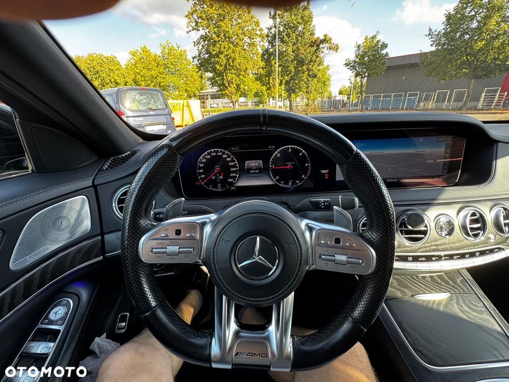 Mercedes-Benz Klasa S 400 d 4-Matic L 9G-TRONIC - 16