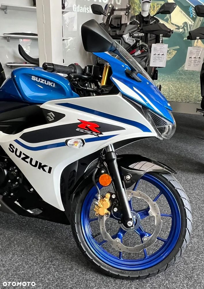 Suzuki GSX-R - 6