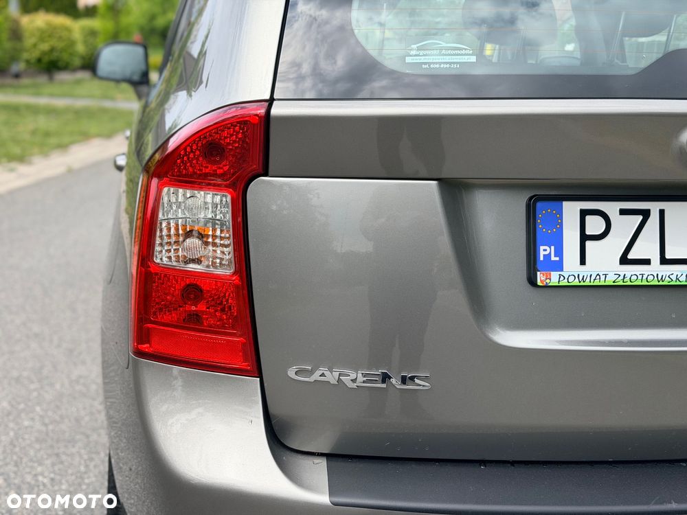 Kia Carens 1.7 CRDi 115 Fifa World Cup Edition - 21