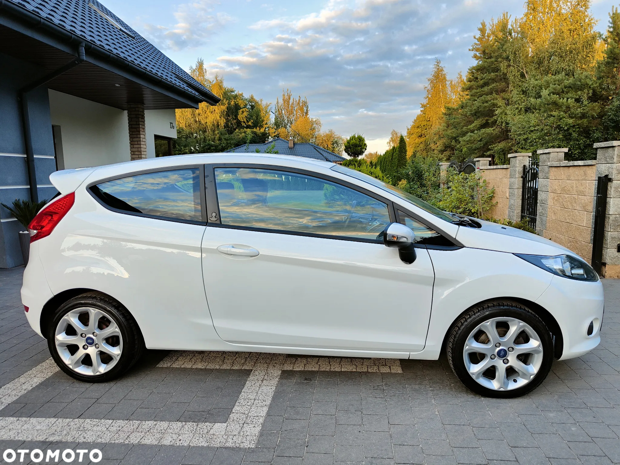 Ford Fiesta 1.25 Champions Edition - 24