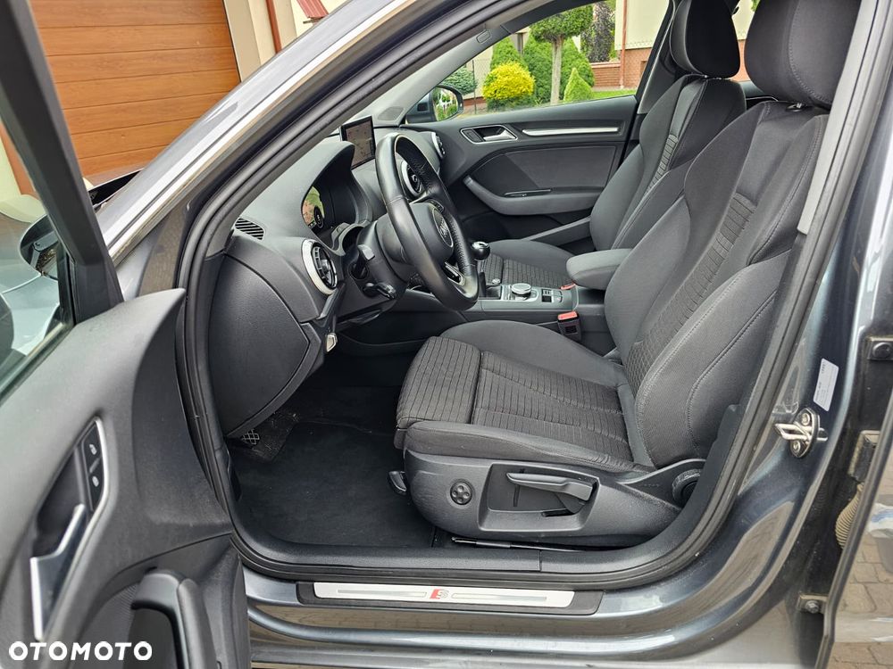 Audi A3 Sportback 2.0 TDI (clean diesel) S line Sportpaket - 35