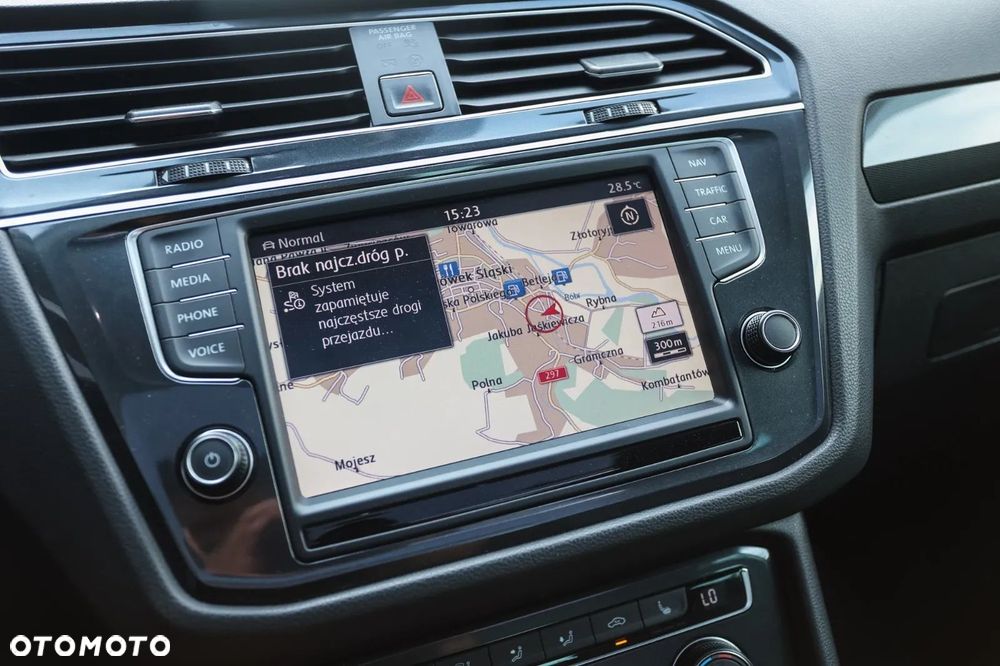 Volkswagen Tiguan 2.0 TDI SCR 4MOTION DSG Highline - 31