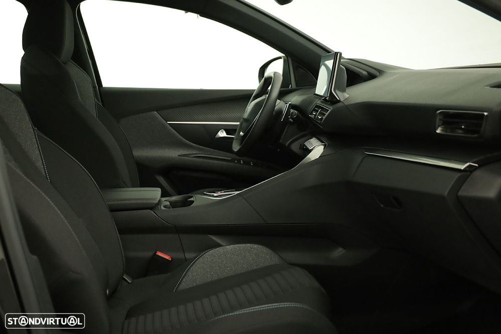 Peugeot 3008 1.6 Hybrid Allure e-EAT8 - 22