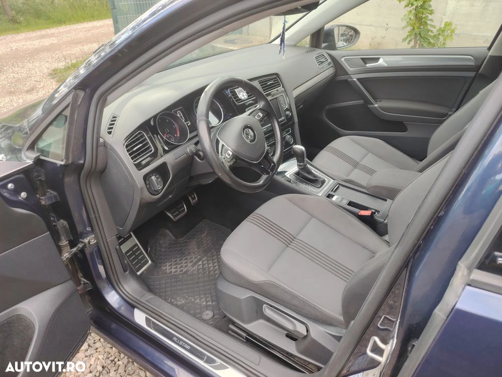 Volkswagen Golf 2.0 TDI BlueMotion Technology DSG Allstar - 6
