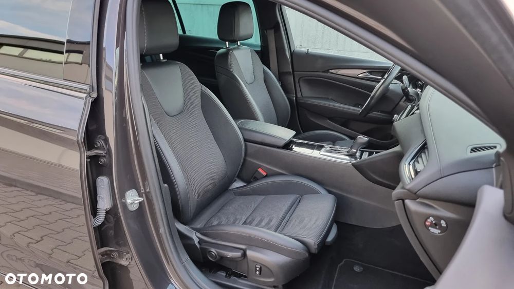 Opel Insignia 2.0 T Elegance S&S - 30