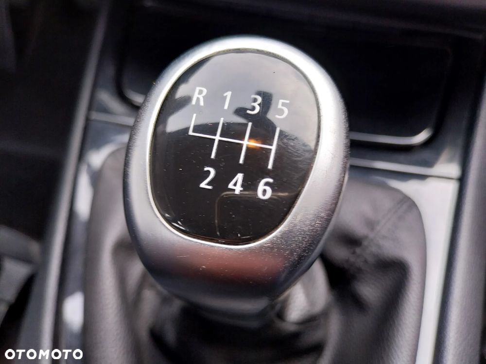 BMW Seria 1 118d DPF Edition Sport - 17