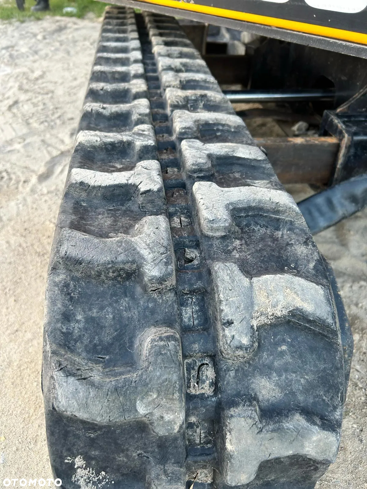 JCB 16C-1 - 11